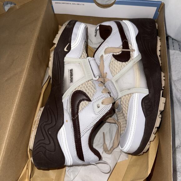 Nike Other - Nike Travis Scott Zoom Field Jaxx Lace-Up Light Chocolate HQ3073-100 Size 4